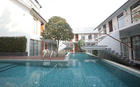 Four O'Clock Hotel